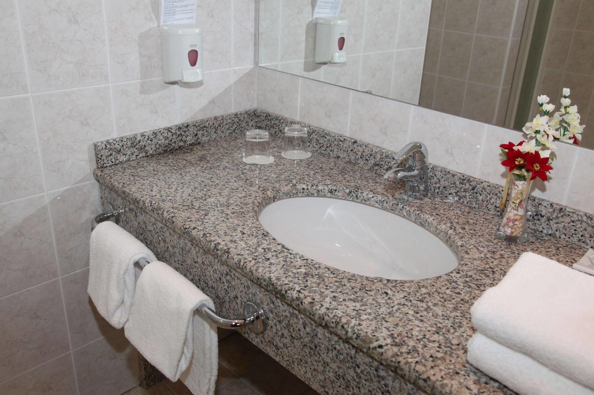 Hotel Grand קופר מראה חיצוני תמונה